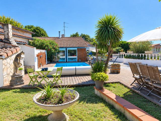 Maison 6 pièces 326 m²