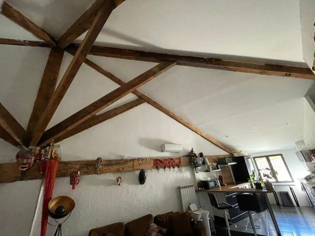 Maison 6 pièces 323 m²