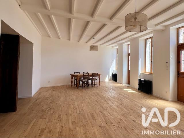 Maison 6 pièces 333 m²
