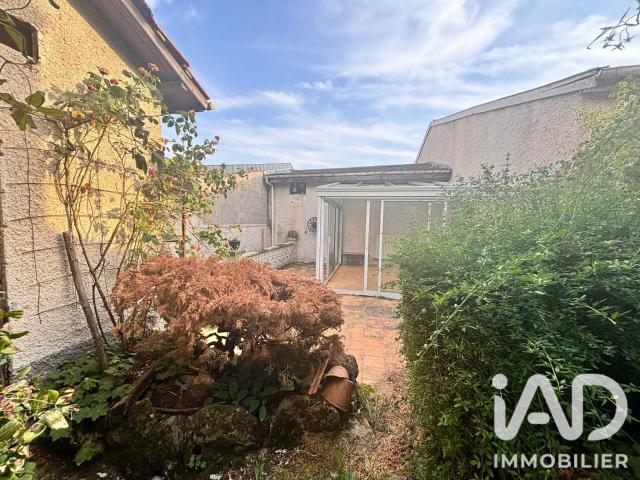 Maison 6 pièces 356 m²