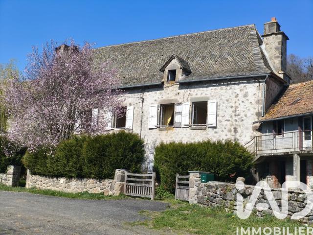 Maison 6 pièces 350 m²