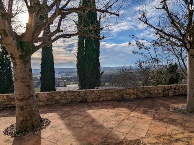 Propriété 6 pièces 390 m²