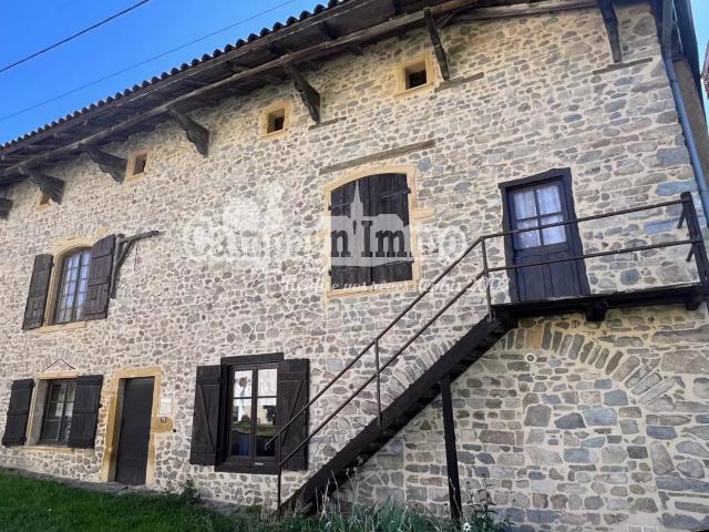 Maison 6 pièces 400 m²