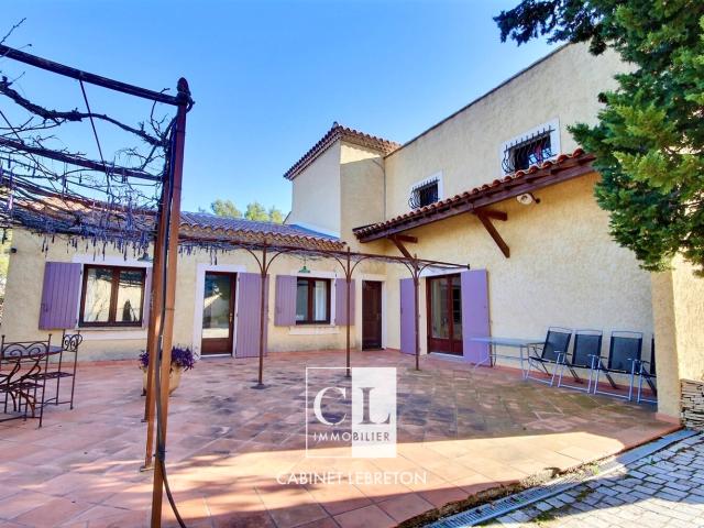 Maison 6 pièces 178 m²