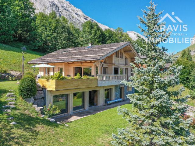 Maison 6 pièces 425 m²