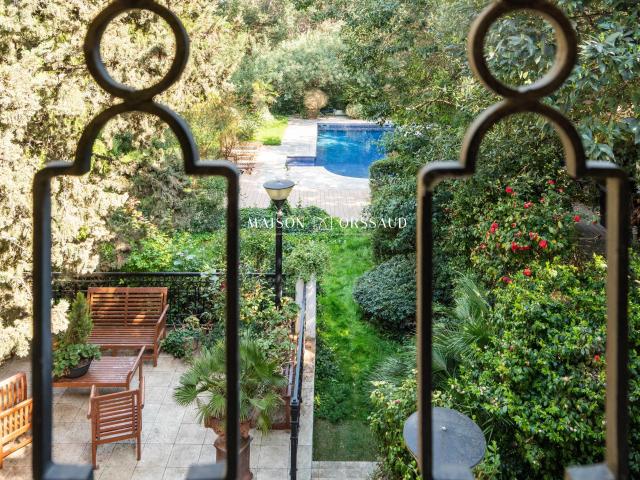 Maison 6 pièces 420 m²