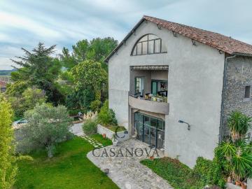 Maison 6 pièces 450 m²