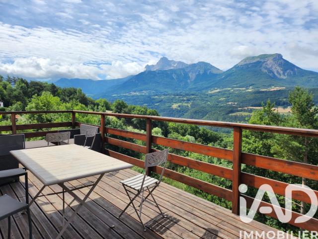 Maison 6 pièces 81 m²