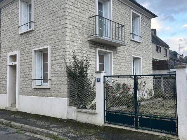 Maison 6 pièces, 85 m² à louer à Argentan 61200