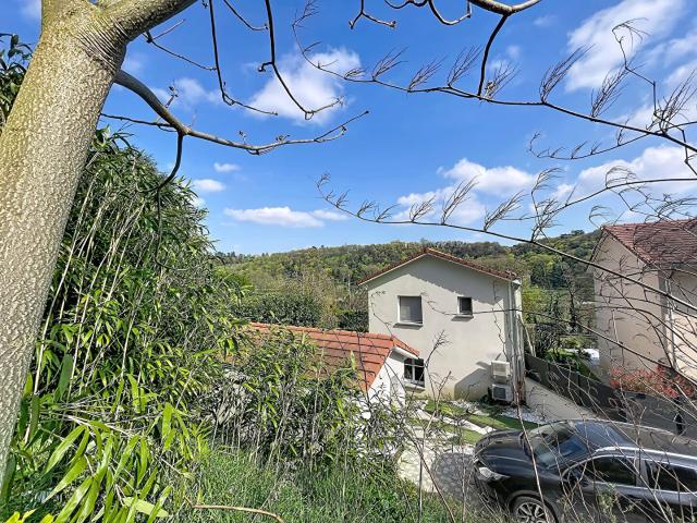 Maison 6 pièces 90 m²