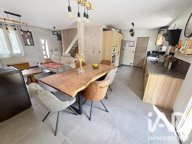 Maison 6 pièces 93 m²