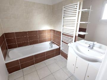 Maison 6 pièces, 95 m² à louer à Jaunay Marigny 86130