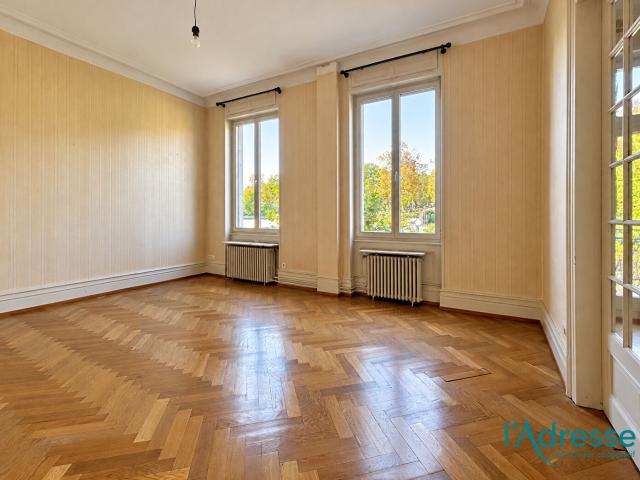 Maison 6 pièces Colmar 171.00m² 1700€ à louer l'Adresse