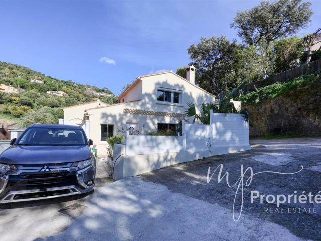Maison 6 pièces avec cheminée à Rayol Canadel sur Mer 145m² Rayol Canadel sur Mer