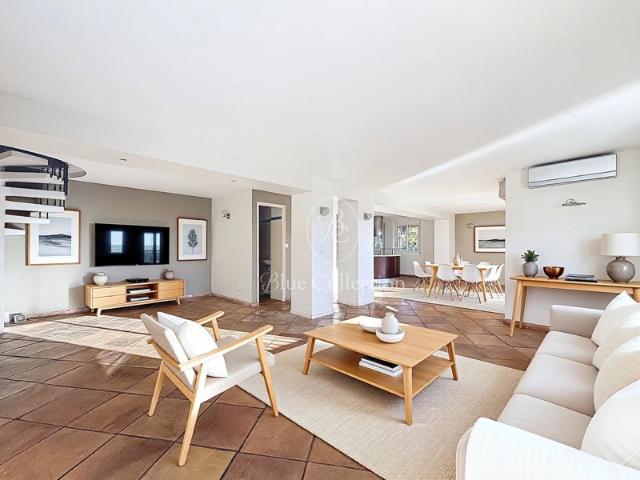 Maison 6 pièces avec piscine et jardin