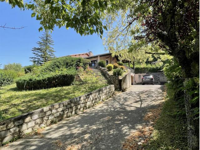 Maison 6 pièces avec piscine 124m² Luzinay