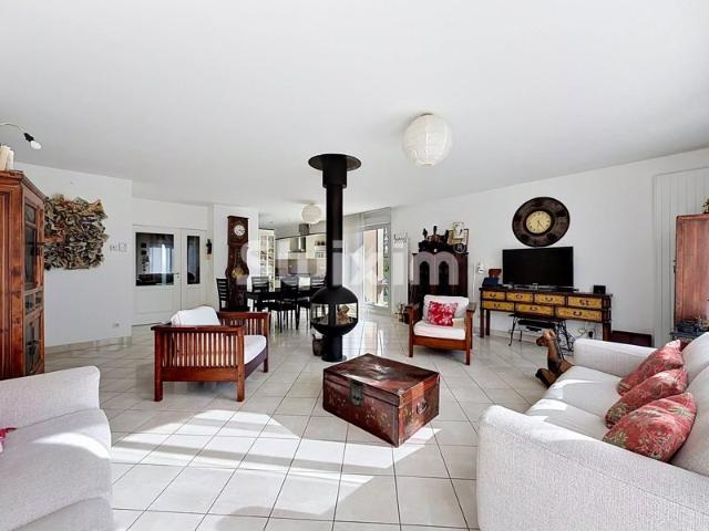 Maison 6 pièces de 153 m²