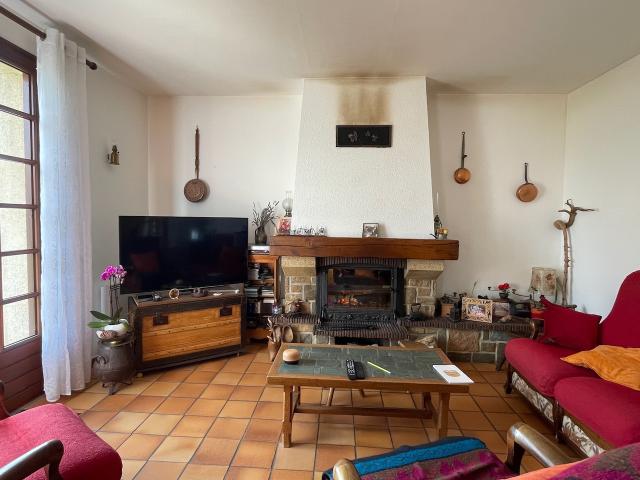Maison 6 pièces et garage BEAUBRAY