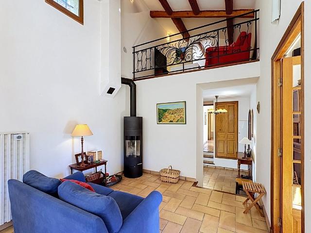 Maison 6 Pieces Levens 1456M² 141 M² 141m² Levens