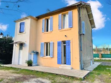 Maison 6 pièces Marseille 11 149.10m² 2410€ à louer l'Adresse