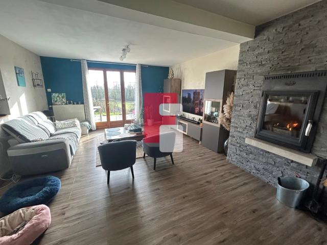 Maison 6 pièces sur la commune de Saint Phal !
