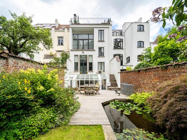 Maison avec jardin et terrasse