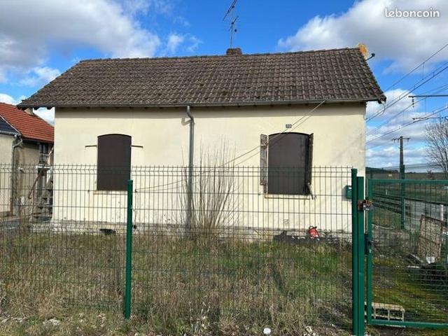 Maison 70 m² Baulne