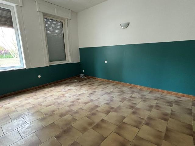 MAISON 70m2 T2 VERMELLES