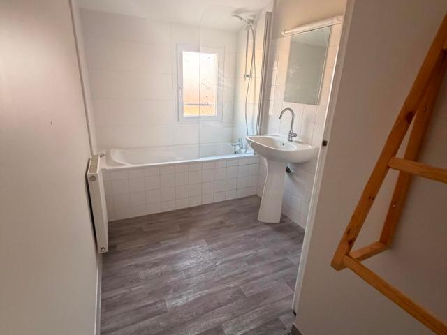 Maison, 75 m² à louer à Bellevigny 85170