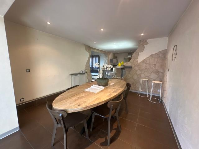 À vendre charmante maison de 6.5 pièces à Feldbach