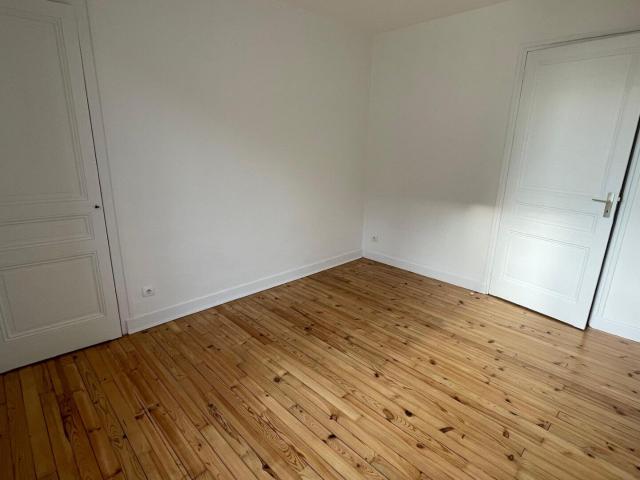Maison, 77 m² à louer à Sathonay Camp 69580