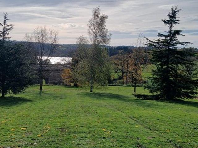 Maison 77 m² avec terrain à AUBUSSON D'AUVERGNE 63