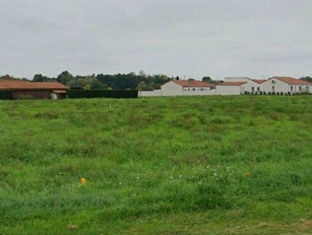 Maison 77 m² avec terrain à MARINGUES 63