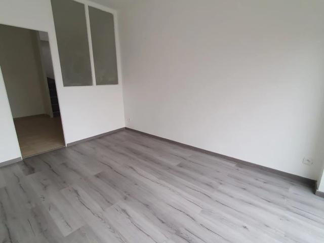 Maison, 80 m² à louer à Hirson 02500