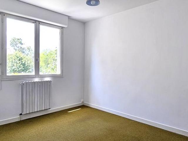 Maison 81 m² avec potentiel d’environ 130 m² habitables – sous sol complet