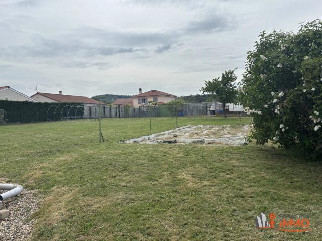 Maison 83 m² sur terrain constuctible 2030 m²