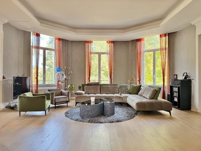 Maison avec piscine et terrasse