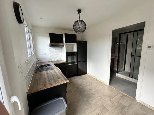 MAISON 86 m2 ANNEYRON