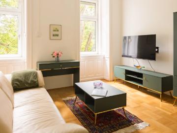 Maison 8 The Sophisticated