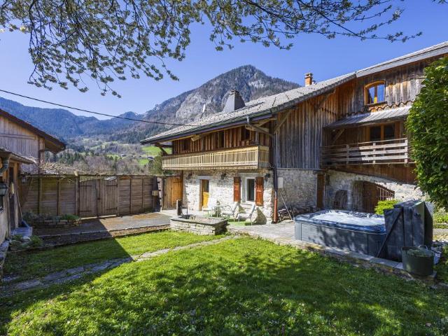 Maison 8 chambres, Le Biot Rhone 74430 DS105973684