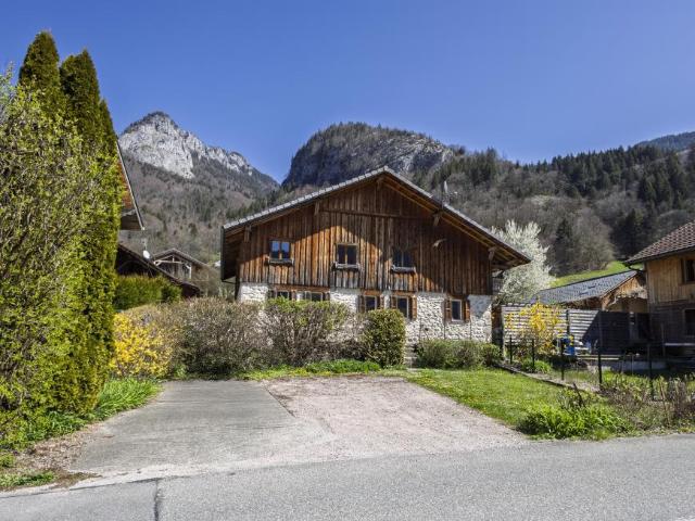 Maison 8 chambres, Le Biot Rhone 74430 ES105973684