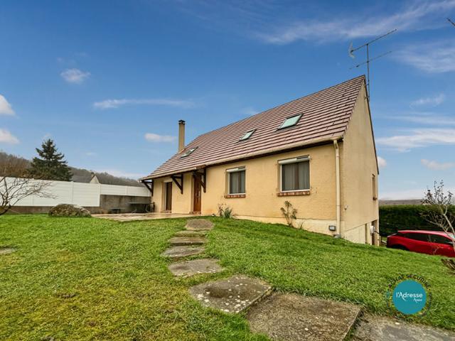 Maison 8 pièce s à Baulne