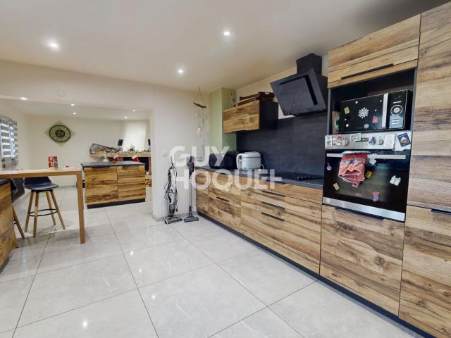 Maison 8 pièce s à Viller