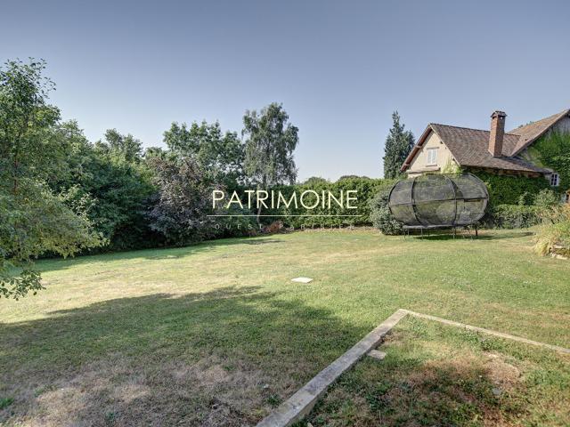 MAISON 8 pièce s 199.19 m2