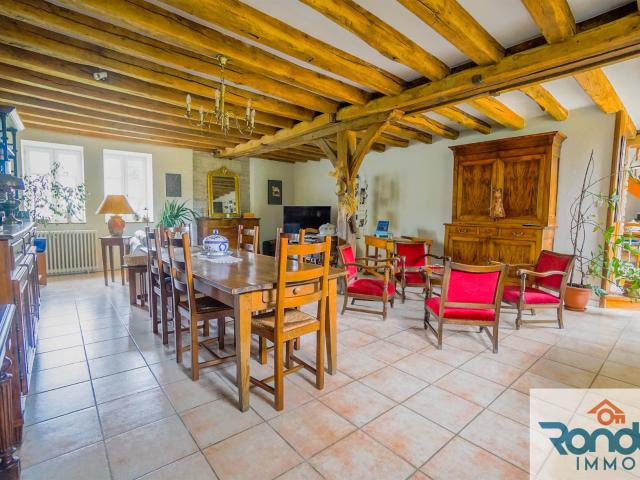 maison 8 pièces/5 chambres 170 m2 terrain 3375 m2 170m² Cussey les Forges
