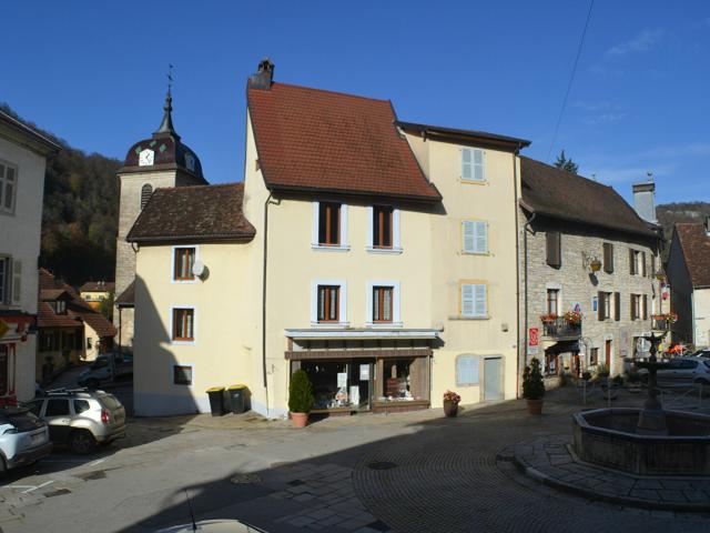 Maison 8 pièces 106 m²