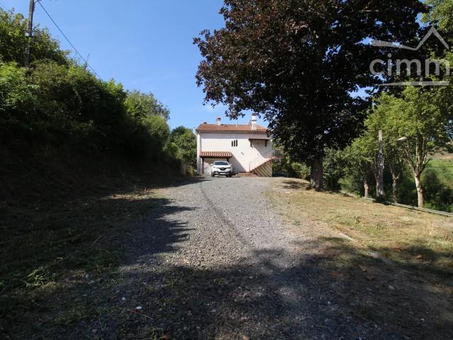 Maison 8 pièces 107 m²
