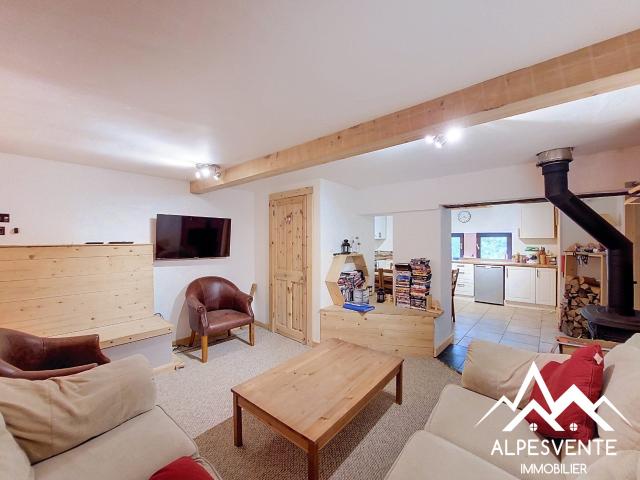 Maison 8 pièces 103 m²