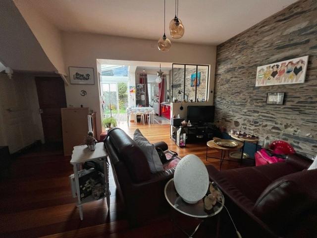 Maison 8 pièces 115 m²