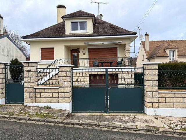 Maison 8 pièces 118 m²